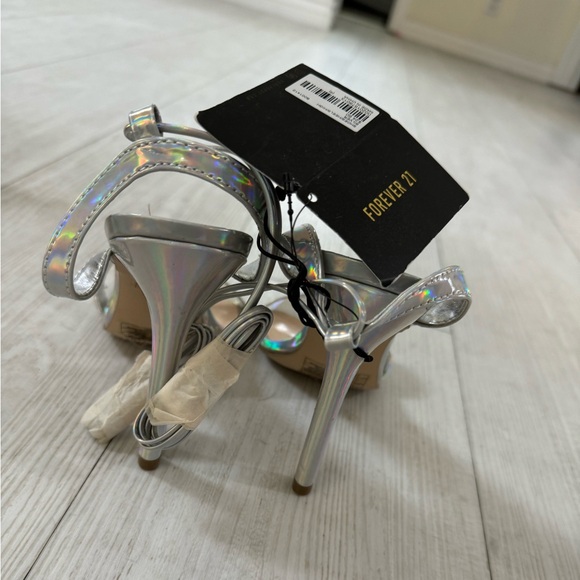 Brand New Forever21 Metallic Silver Heels - Picture 3 of 5